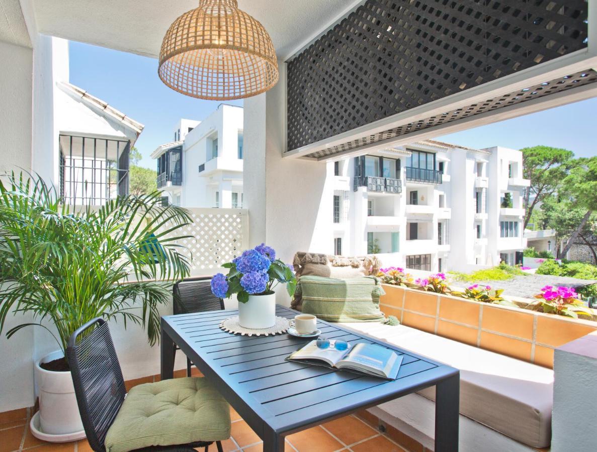 Beachfront Luxury Complex With Tropical Gardens & Pools Marbella Ngoại thất bức ảnh