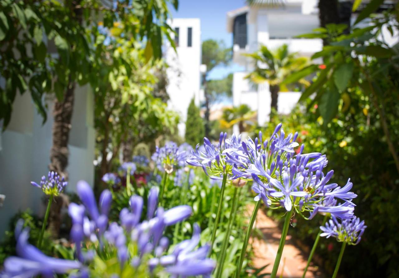 Beachfront Luxury Complex With Tropical Gardens & Pools Marbella Ngoại thất bức ảnh